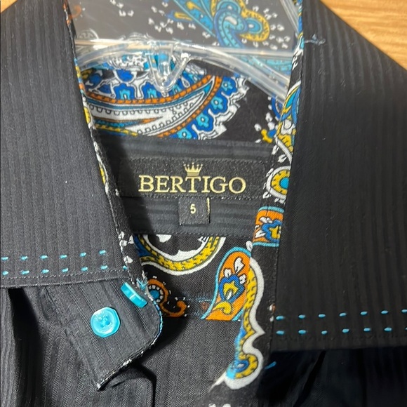 Bertigo Black Shirt with Blue and Yellow Paisley size 5 (XL) - Picture 2 of 4
